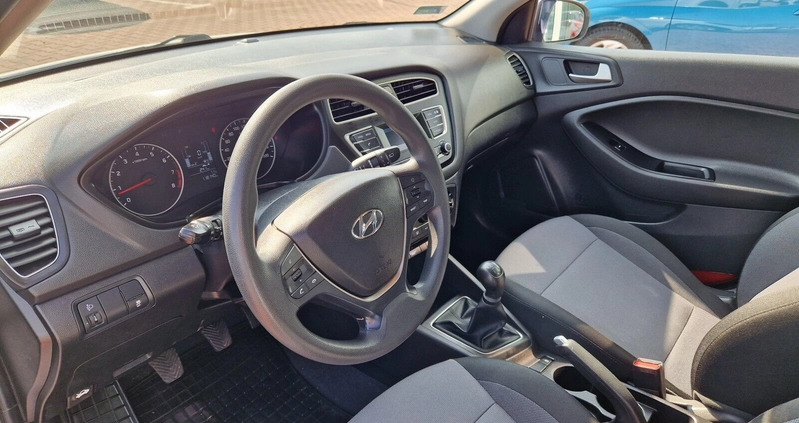 Hyundai i20 cena 44500 przebieg: 118140, rok produkcji 2019 z Opatów małe 172